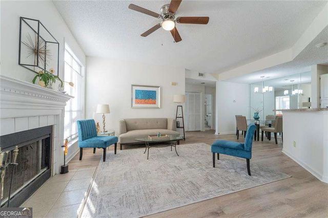 1015 Mcgill Park Avenue NE, Atlanta, GA 30312