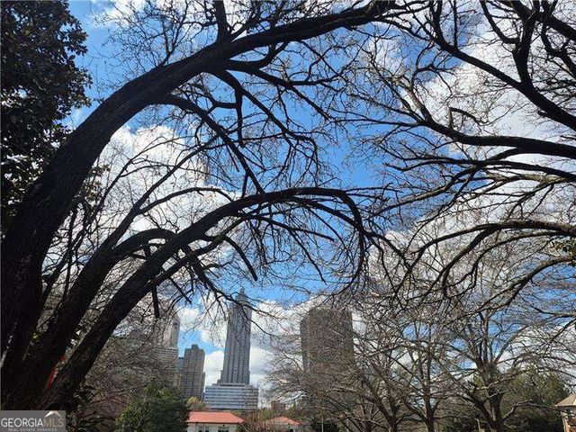 1015 Mcgill Park Avenue NE, Atlanta, GA 30312