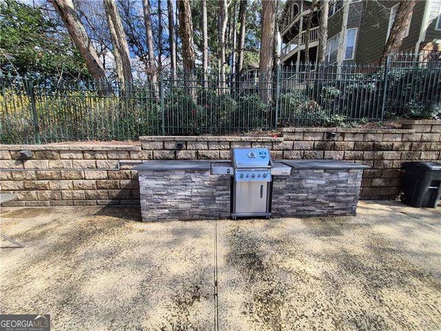 1015 Mcgill Park Avenue NE, Atlanta, GA 30312