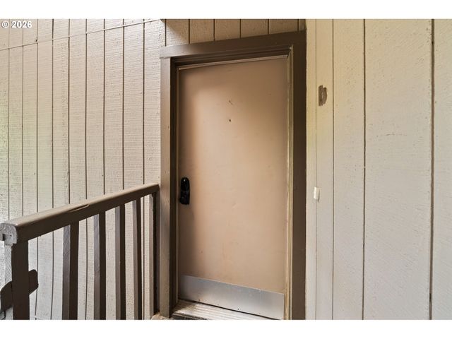 7736 Sw BARNES Rd B, Portland, OR 97225