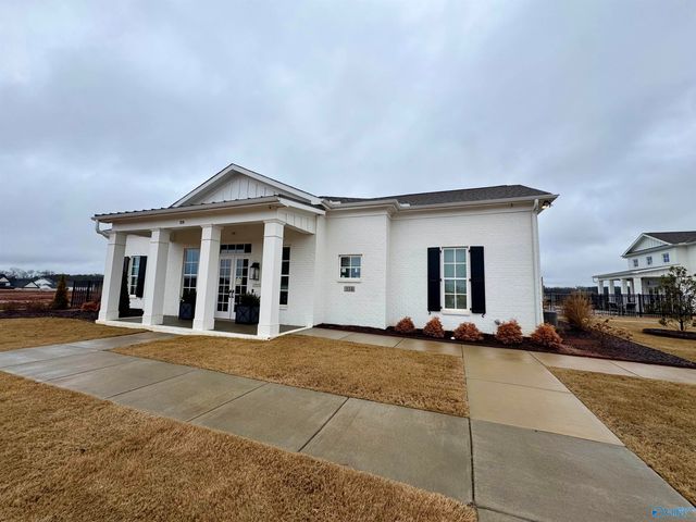 207 Stockyard Circle, Madison, AL 35757