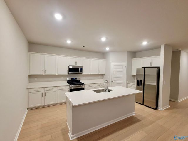 207 Stockyard Circle, Madison, AL 35757