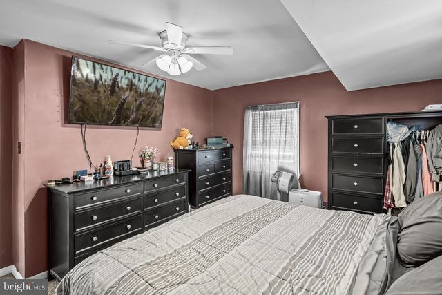 7458 COLLINS AVE, Pennsauken, NJ 08109