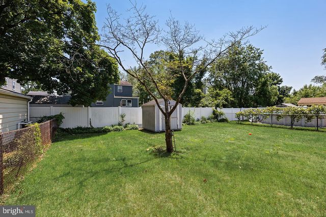 7458 COLLINS AVE, Pennsauken, NJ 08109