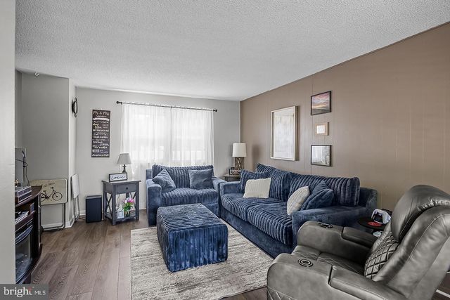 7458 COLLINS AVE, Pennsauken, NJ 08109