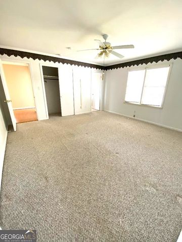 555 Jordan Lane, Swainsboro, GA 30401