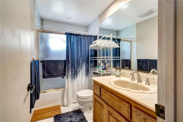 1617 Elizabeth Lake, Palmdale, CA 93551