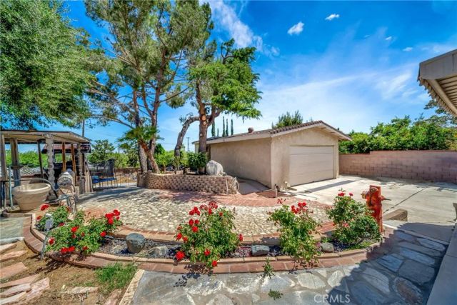 1617 Elizabeth Lake, Palmdale, CA 93551