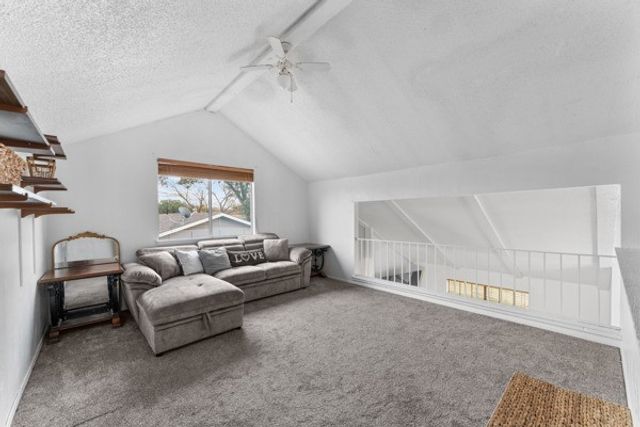 813 Via Avenida, Mesquite, TX 75150