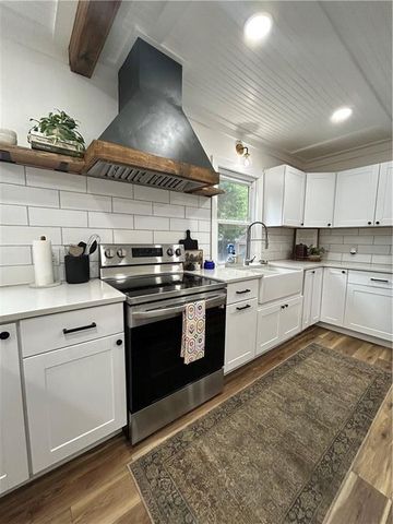 1002 N Water Street, Pittsburg, KS 66762