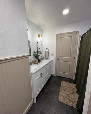 1002 N Water Street, Pittsburg, KS 66762