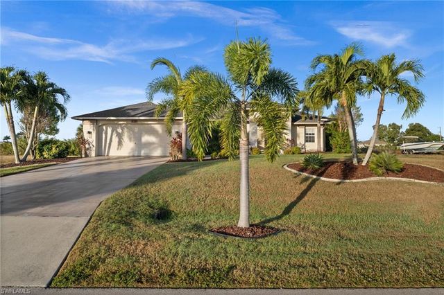 828 NE 6th AVE, Cape Coral, FL 33909