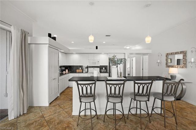 828 NE 6th AVE, Cape Coral, FL 33909