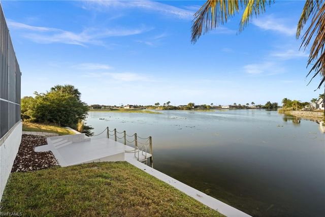 828 NE 6th AVE, Cape Coral, FL 33909