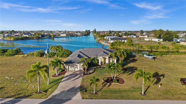 828 NE 6th AVE, Cape Coral, FL 33909
