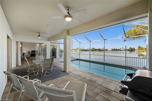 828 NE 6th AVE, Cape Coral, FL 33909