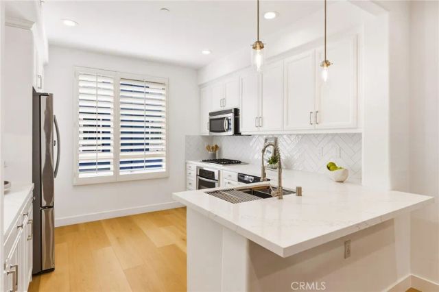 5401 W 149th Place 13, Hawthorne, CA 90250