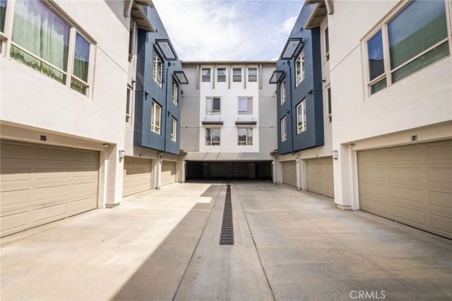 5401 W 149th Place 13, Hawthorne, CA 90250