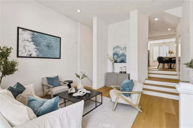 5401 W 149th Place 13, Hawthorne, CA 90250