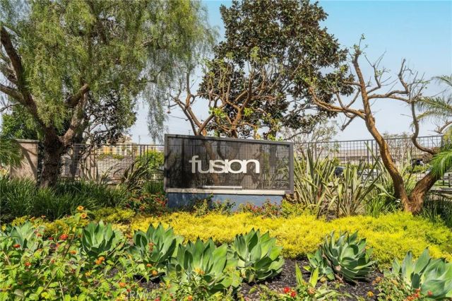 5401 W 149th Place 13, Hawthorne, CA 90250