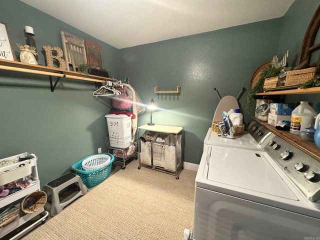 656 Pitard Loop, Mountain View, AR 72560