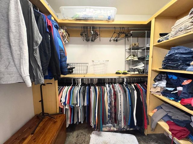 656 Pitard Loop, Mountain View, AR 72560