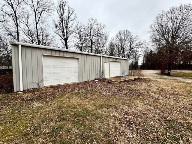 656 Pitard Loop, Mountain View, AR 72560