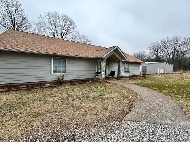 656 Pitard Loop, Mountain View, AR 72560