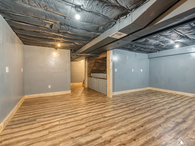 10937 Armstrong Road, South Rockwood, MI 48179