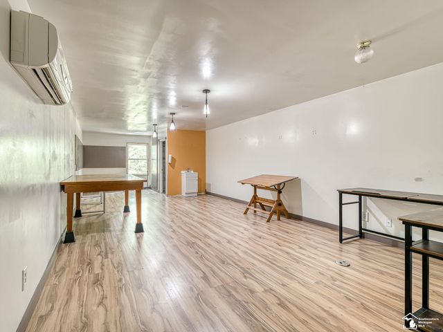 10937 Armstrong Road, South Rockwood, MI 48179