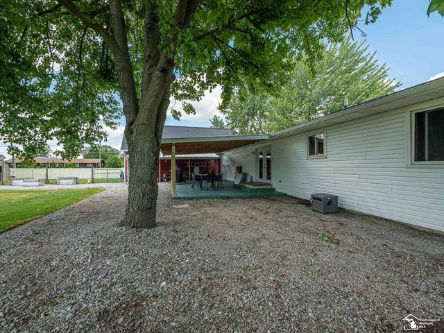 10937 Armstrong Road, South Rockwood, MI 48179