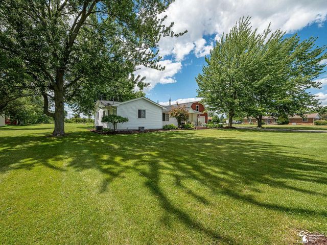 10937 Armstrong Road, South Rockwood, MI 48179