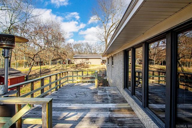 313 Cedarwood Street, Hot Springs National Park, AR 71901