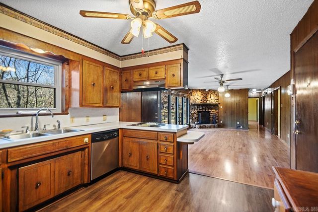 313 Cedarwood Street, Hot Springs National Park, AR 71901