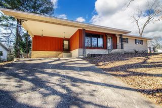 313 Cedarwood Street, Hot Springs National Park, AR 71901