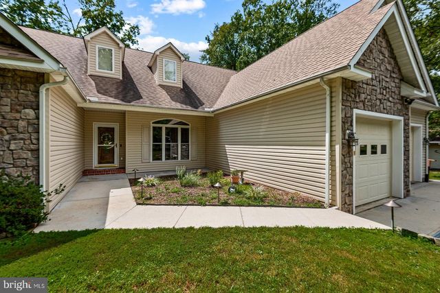 108 MONROE ST, Locust Grove, VA 22508