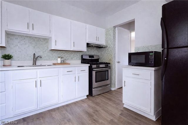 4477 E 143rd Street, Cleveland, OH 44128