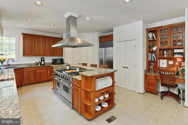 5749 YEWING WAY, Gainesville, VA 20155