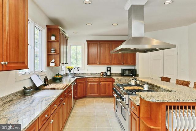 5749 YEWING WAY, Gainesville, VA 20155