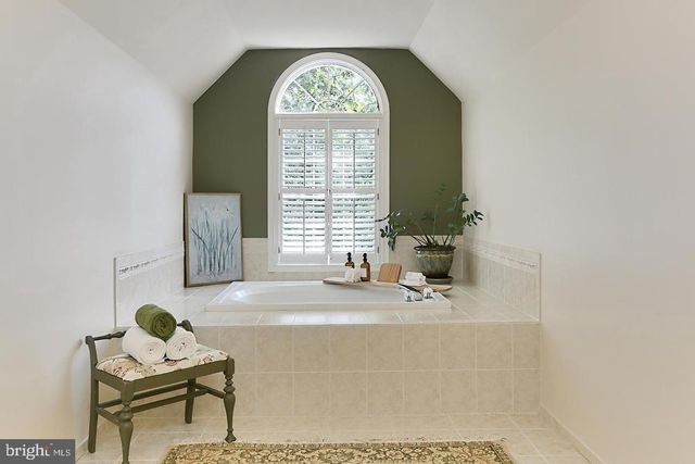 5749 YEWING WAY, Gainesville, VA 20155