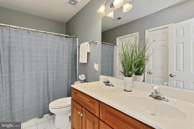 5749 YEWING WAY, Gainesville, VA 20155