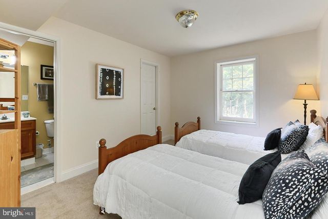 5749 YEWING WAY, Gainesville, VA 20155
