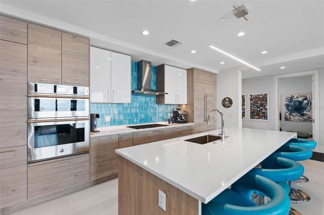 301 1ST STREET S 1902, St Petersburg, FL 33701