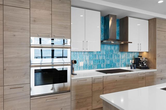 301 1ST STREET S 1902, St Petersburg, FL 33701