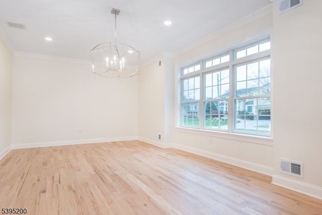 20 West Dr, Fairfield Twp., NJ 07004