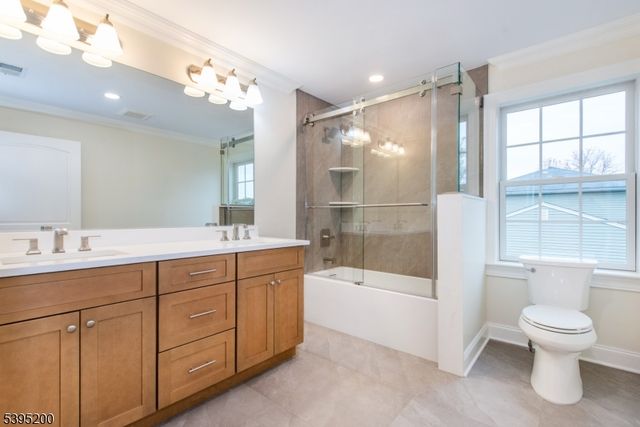 20 West Dr, Fairfield Twp., NJ 07004