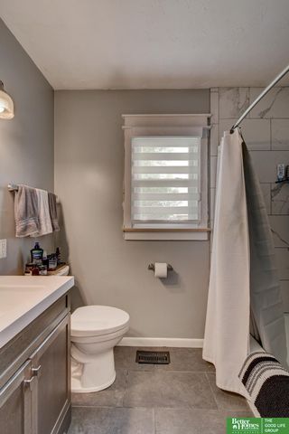 3417 S 130 Street, Omaha, NE 68144