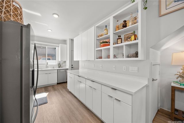 91-1640 Honouliuli Street 112, Ewa Beach, HI 96706