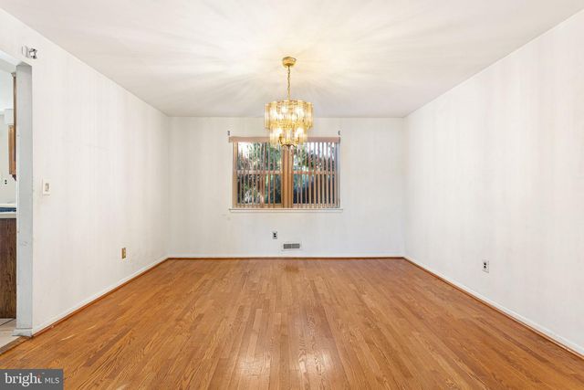 2 CANDLESTICK RD, Clementon, NJ 08021