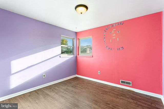 2 CANDLESTICK RD, Clementon, NJ 08021
